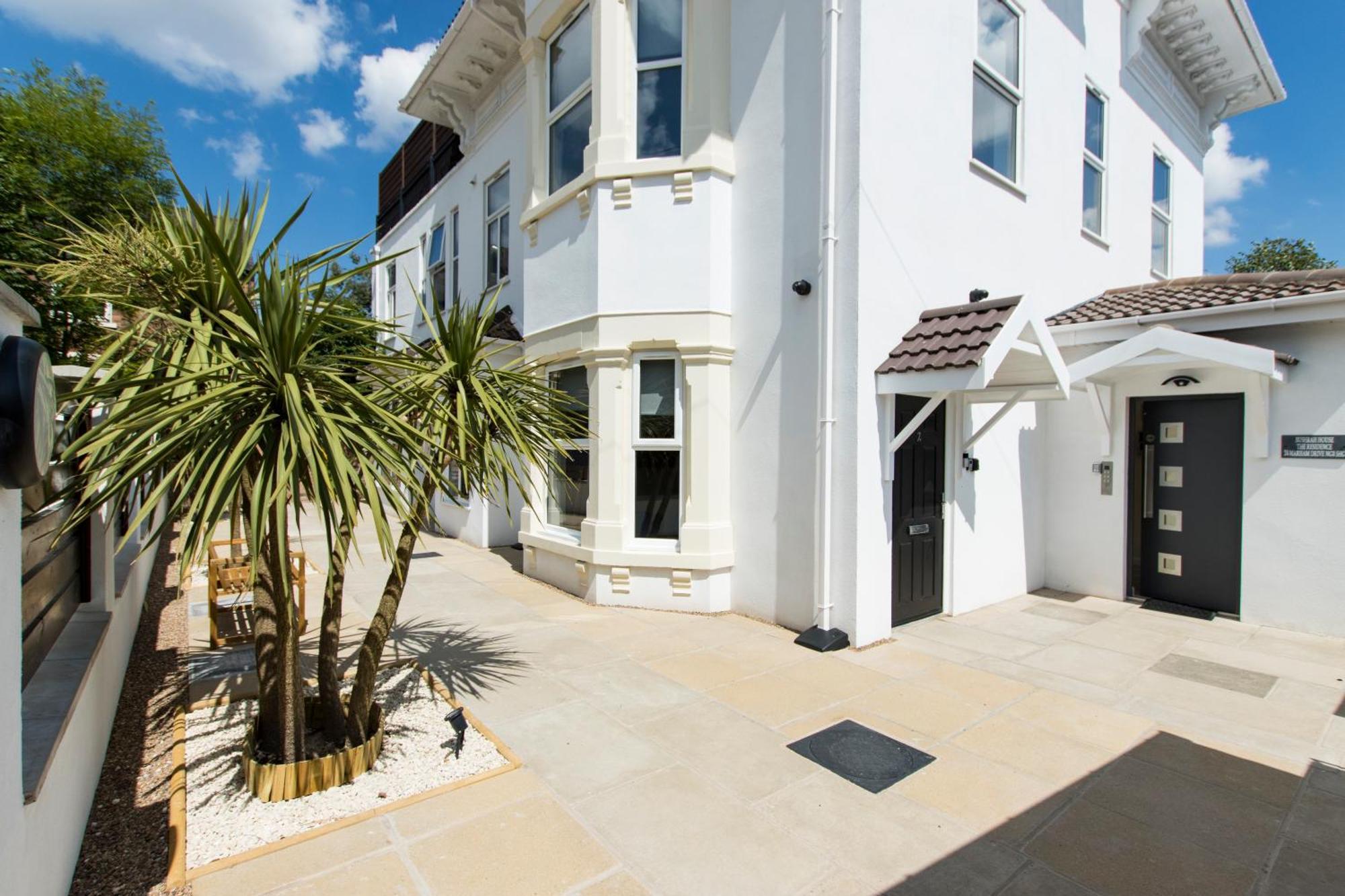 Modern Apartment Free Off Road Parking 2X Double Rooms Suite 11 Nottingham Dış mekan fotoğraf